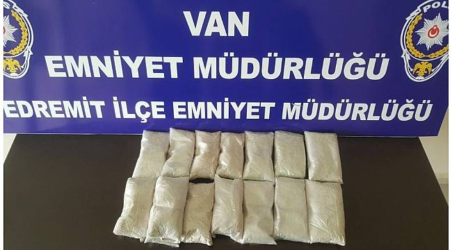 Metruk binada eroin ele geçirildi
