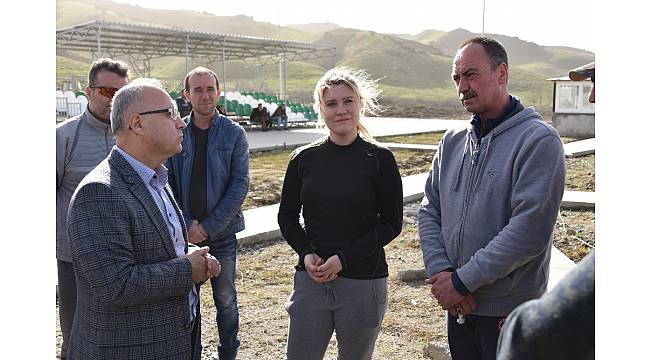 Milli atıcı, Salihli atış poligonunu çok beğendi