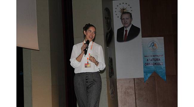"Bir Fidandır Çocuk" semineri düzenlendi
