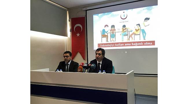 Sağlıklı Yaşam Merkezleri Türkiye'de ilk kez 'Teknolojik Bağımlılıkla Mücadele Birimi'ne sahip olacak