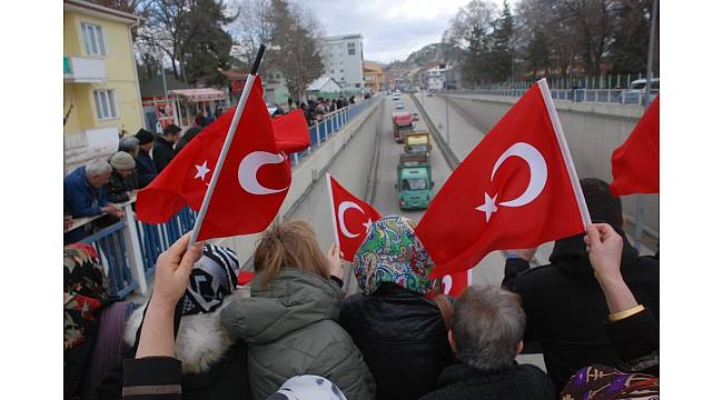 Şeker fabrikasının özelleştirilmesine karşı nakliyecilerden konvoy eylemi