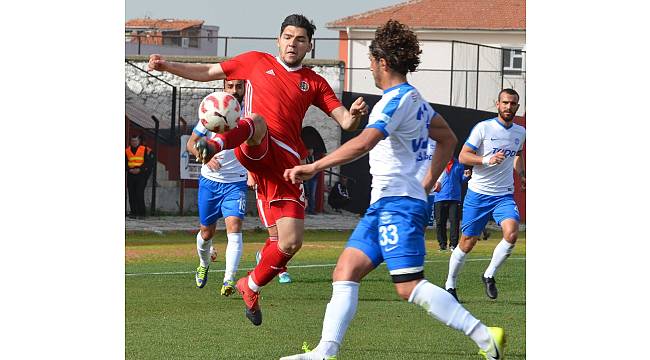 TFF 3. Lig: Turgutluspor: 1 - Ankara Demirspor: 2