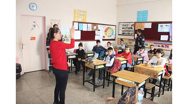Tunceli'de afet bilinci eğitimleri