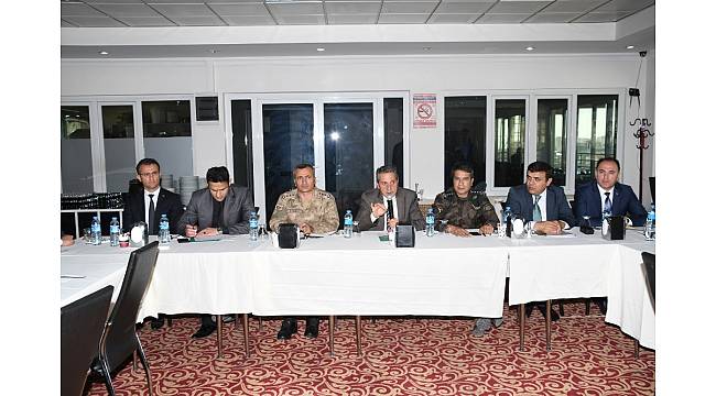 Vali Kalkancı: "Gençlerimizi terör ve uyuşturucudan korumak herkese görev düşüyor"