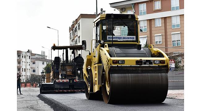 Yunus Emre Caddesi yenileniyor