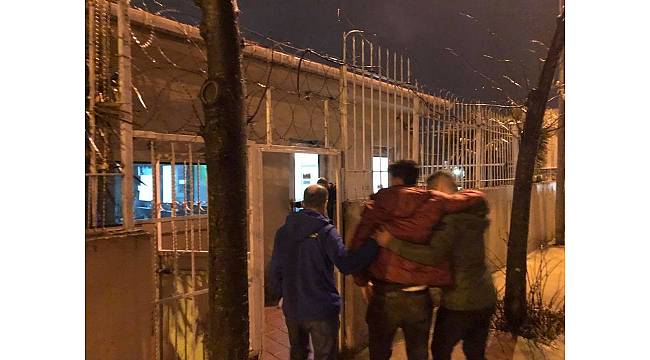 Yürüyüş için gittikleri parkta hayatlarının kabusunu yaşadılar