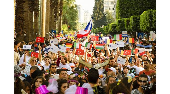 Adana ekonomisine 'karnaval' dopingi
