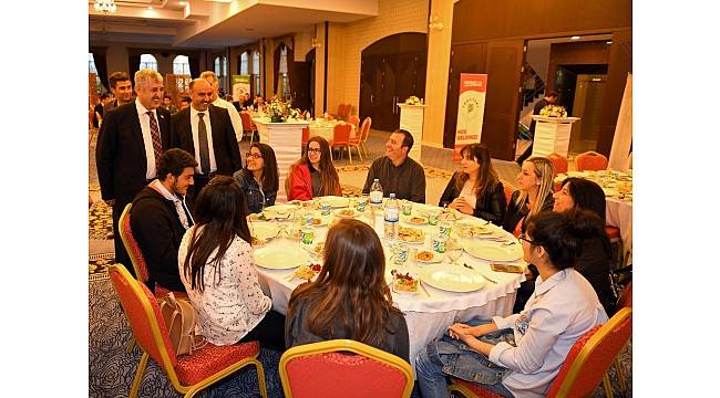 Başkan Polat geleceğin bilim adamlarını ağırladı