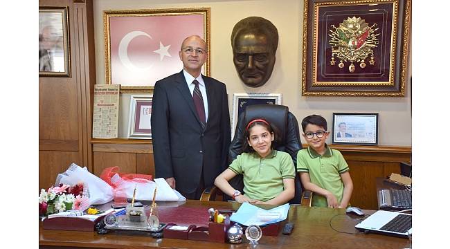 Başkanlık koltuğu çocukların oldu