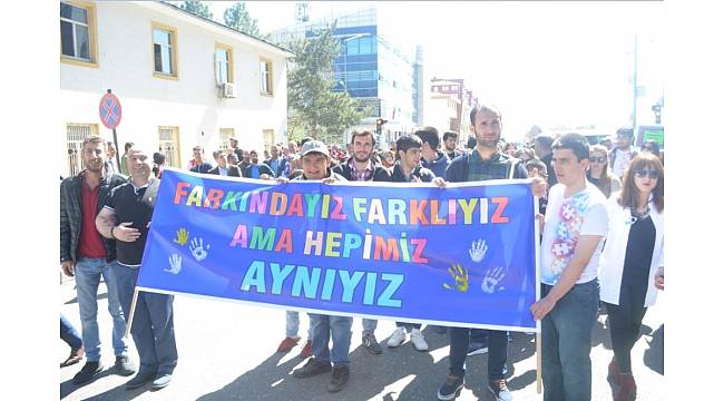 Bingöl'de Otizm farkındalığı