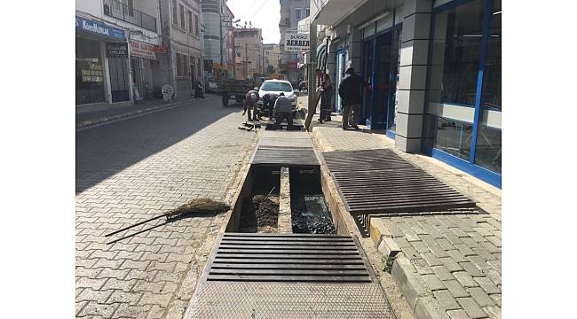 Burhaniye'de yaz hazırlıkları hız kesmiyor