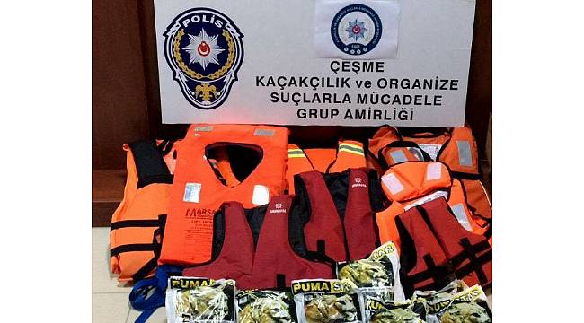 Çeşme'de 32 göçmenle yakalanan insan taciri tutuklandı