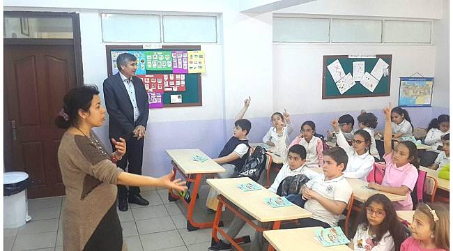Edremit'te öğrenci yazar buluşması