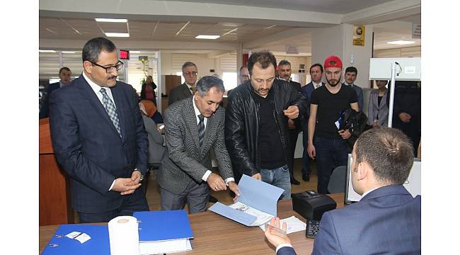 Ehliyet ve pasaport yeni adresinden verilmeye başlandı