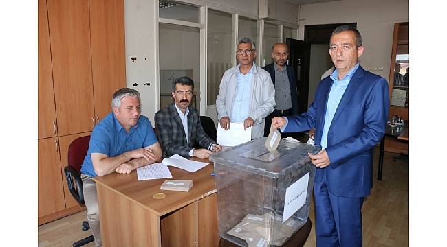 ETSO seçimlerini Ahmet Tanoğlu kazandı