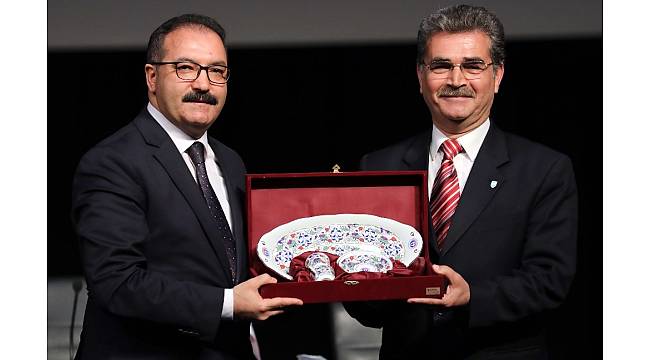 Gaziantep'te Suriye ve Suriye Türkmenlerinin geleceği paneli