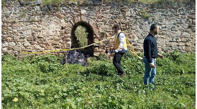 İznik'te tarihi surlarda erkek cesedi bulundu
