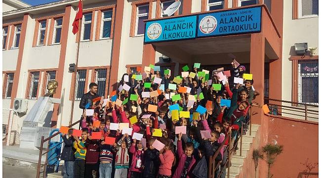 Öğrencilerden Mehmetçiğe mektup