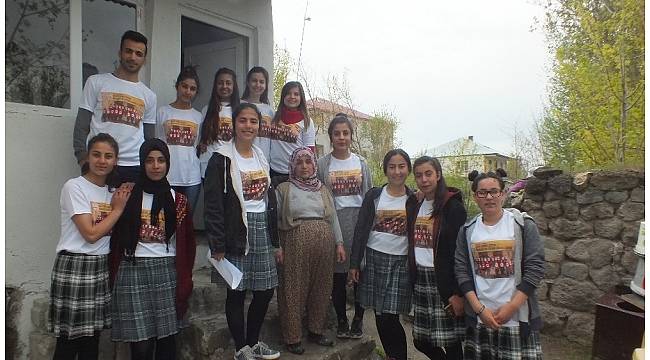 Öğrencilerden yaşlılara destek eli