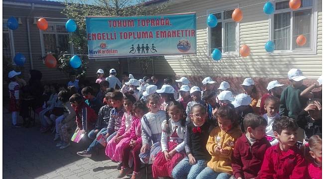 Palu'da Otizm ayı farkındalık etkinlikleri