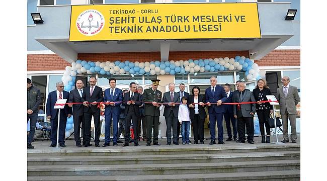 Şehit pilotun adı memleketi Çorlu'da bir okula verildi