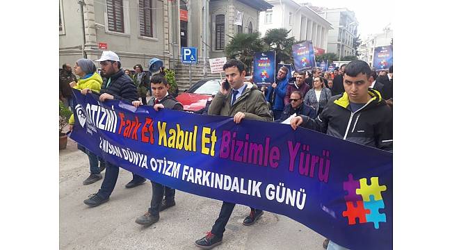 Sinop'ta otizm farkındalık yürüyüşü