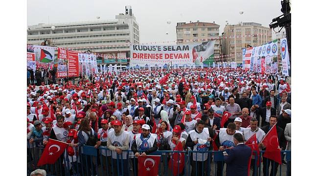1 Mayıs kutlamaları Kocaeli'de coşkuyla başladı