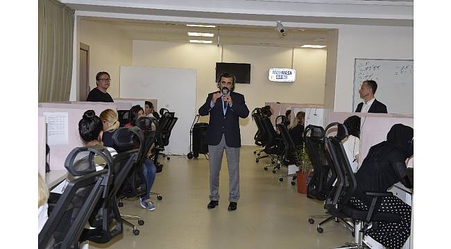 153 Mavi Masa'dan eğitim programları