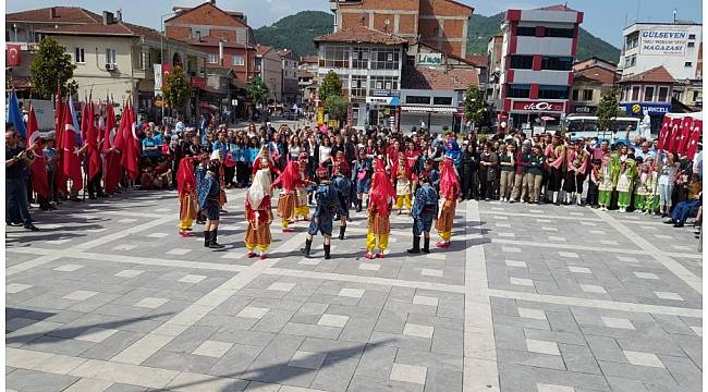 19 Mayıs Bayramı Devrek'te coşku içinde kutlandı