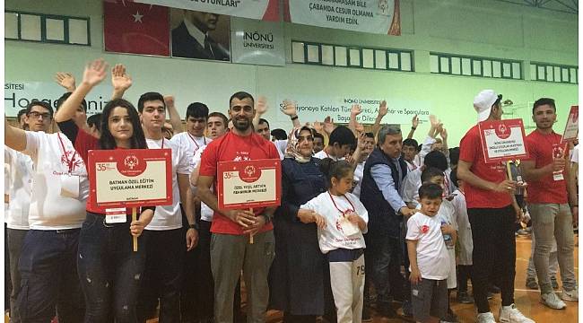 &#39;Özel Olimpiyatlar Bölge Oyunları&#39;na büyük katılım