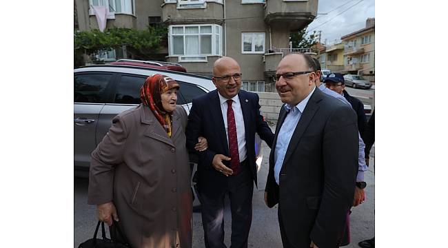 Afyonkarahisar Belediyesinin mahalle iftarları devam ediyor