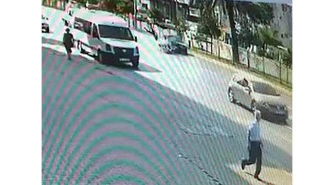 Alanya'da otomobille motosiklet çarpıştı: 2 ağır yaralı
