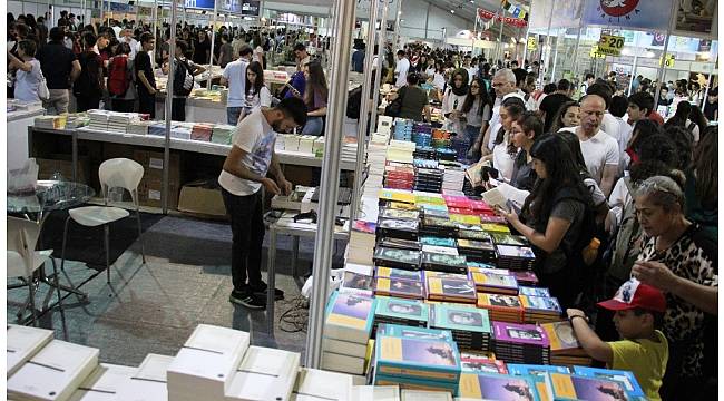 Aydın'da kitap izdihamı