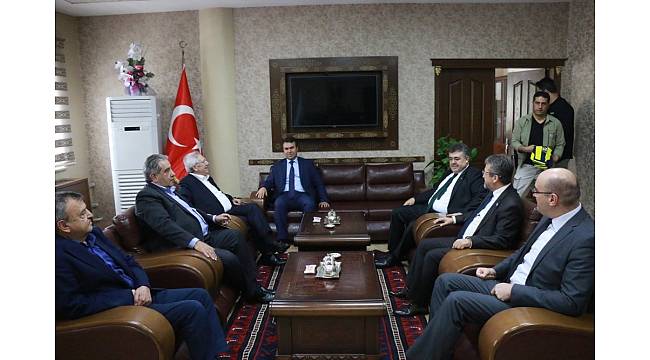 Aziz Yıldırım, Şanlıurfa'da ziyaretlerde bulundu