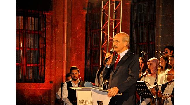 Bakan Kurtulmuş, Diyar-ı Huzur programına katıldı