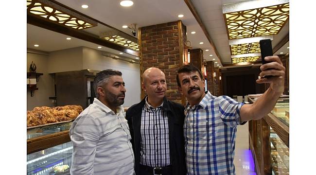 Başkan Çolakbayrakdar, Fevzi Çakmak Mahallesini ziyaret etti