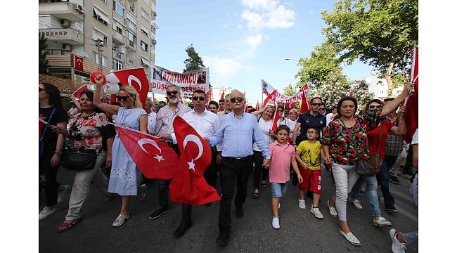 Bayraklı'da 19 Mayıs coşkusu