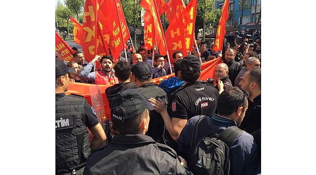 Beşiktaş'ta polis, gruba ikinci kez müdahale etti