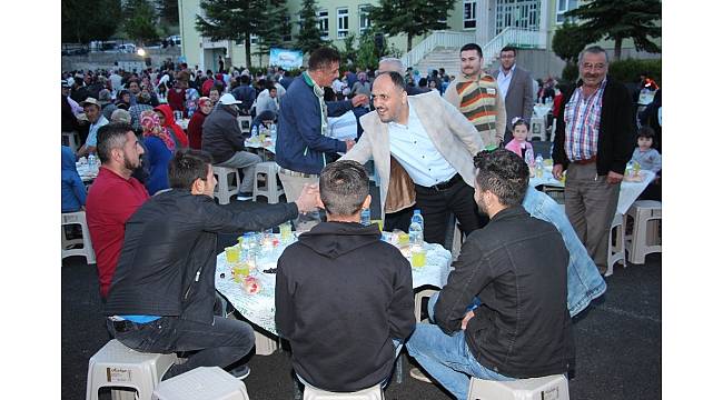 Beyşehir&#39;de mahalle iftarları sürüyor