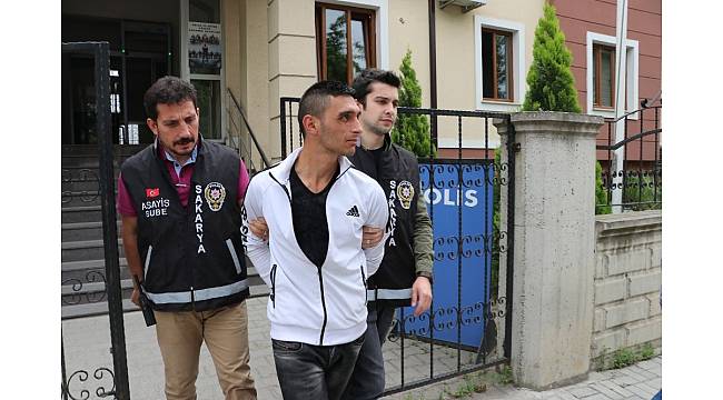Çaldığı televizyonla kaçarken yakalandı