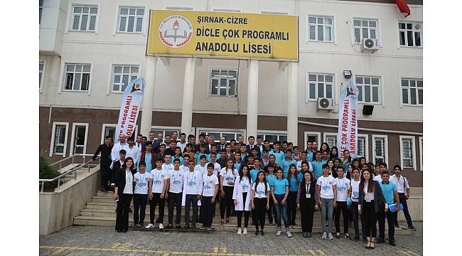 Cizre'de TÜBİTAK Bilim Fuarı açıldı
