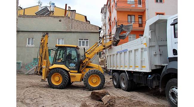 Develi'de parke çalışmaları devam ediyor