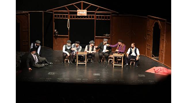 Diyarbakır'da 1. Şehir Tiyatroları Festivali devam ediyor