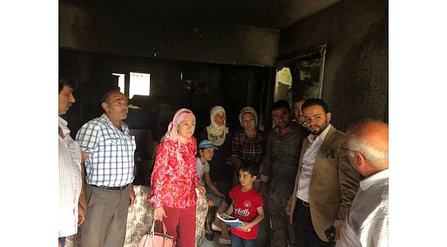 Efeler AK Parti, evleri yanan Kaçmaz ailesine geçmiş olsun ziyareti