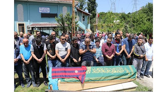 İş kazasında yaşamını yitiren genç adam toprağa verildi