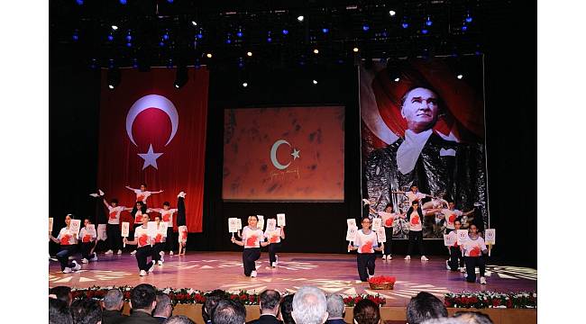 İstanbul'da 19 Mayıs Atatürk'ü Anma, Gençlik ve Spor Bayramı kutlandı