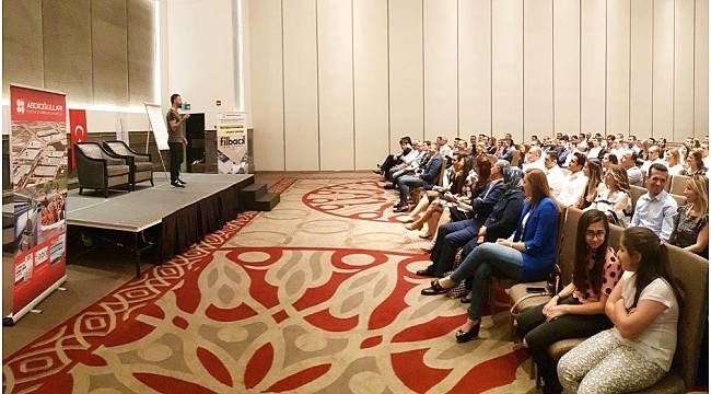 Kapışmak: "Sağ beyin geleceğe, sol beyin geçmişe odaklıdır"