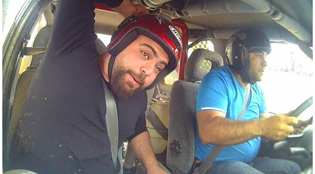 Off-road yarışlarında "Bas emmi bas" ile gelen kupa