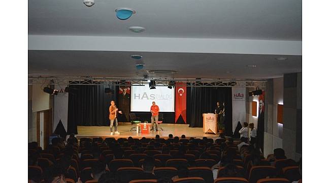 Öğrencilerle keyifli söyleşiler