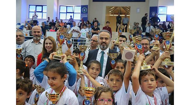 Okul Sporları&#39;nda ödül heyecanı